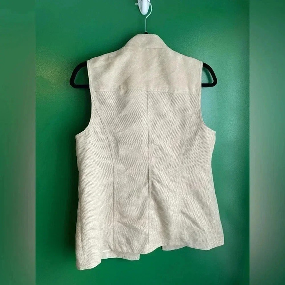 Chico’s Vegan Suede Vest Jacket Size‎ 0 Small EUC! - Picture 4 of 4